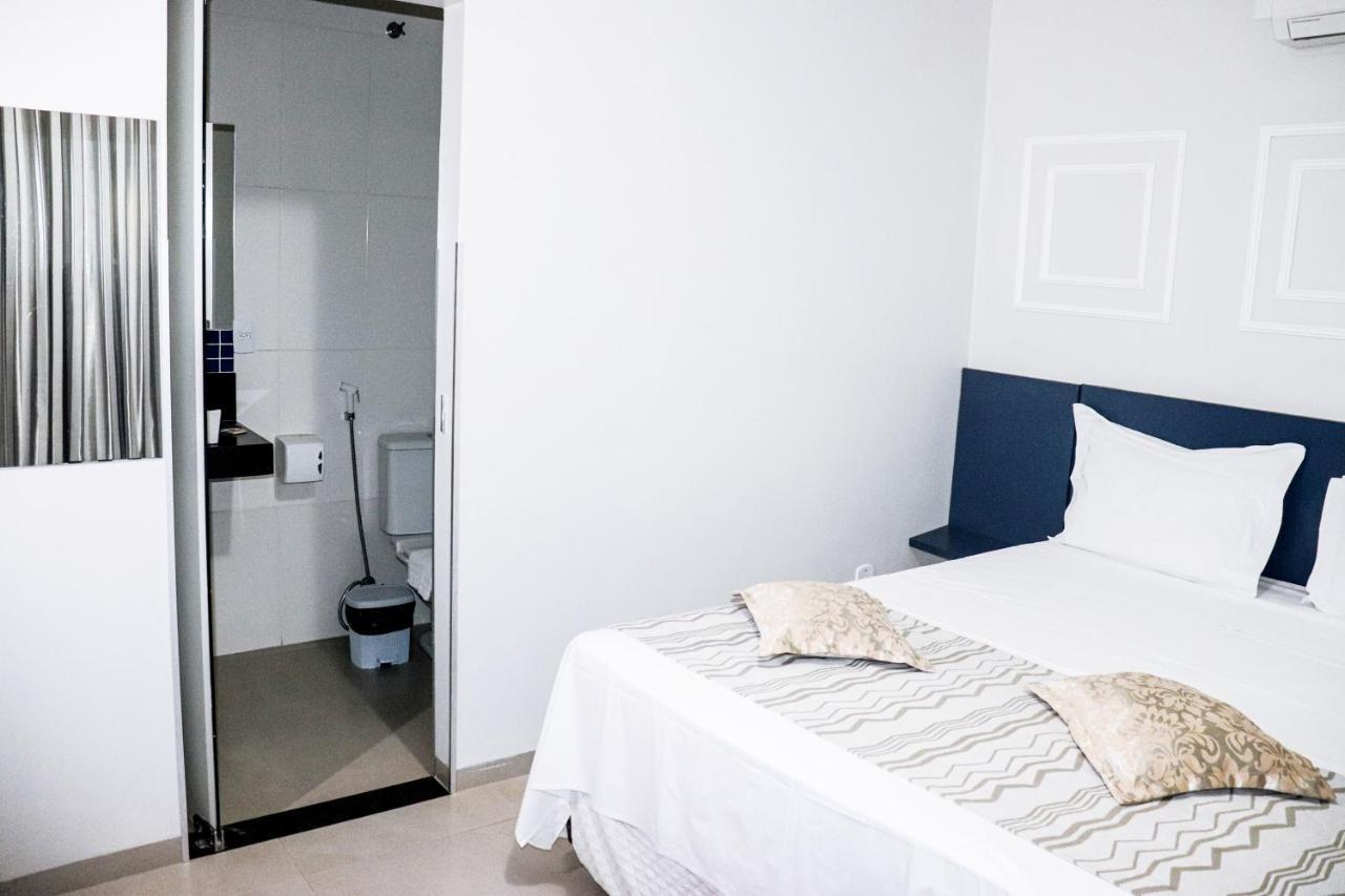 Paris Hotel Barreiras  Bagian luar foto