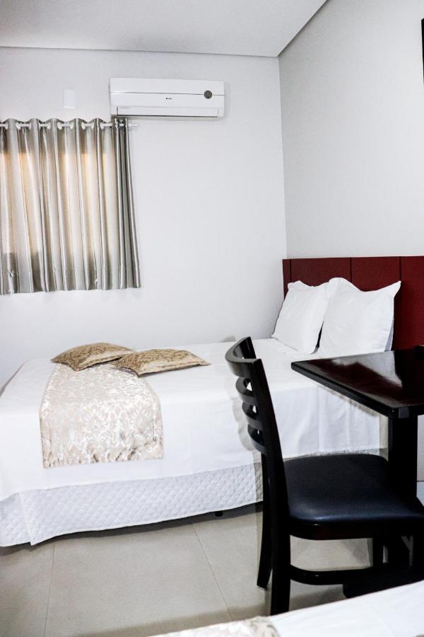 Paris Hotel Barreiras  Bagian luar foto